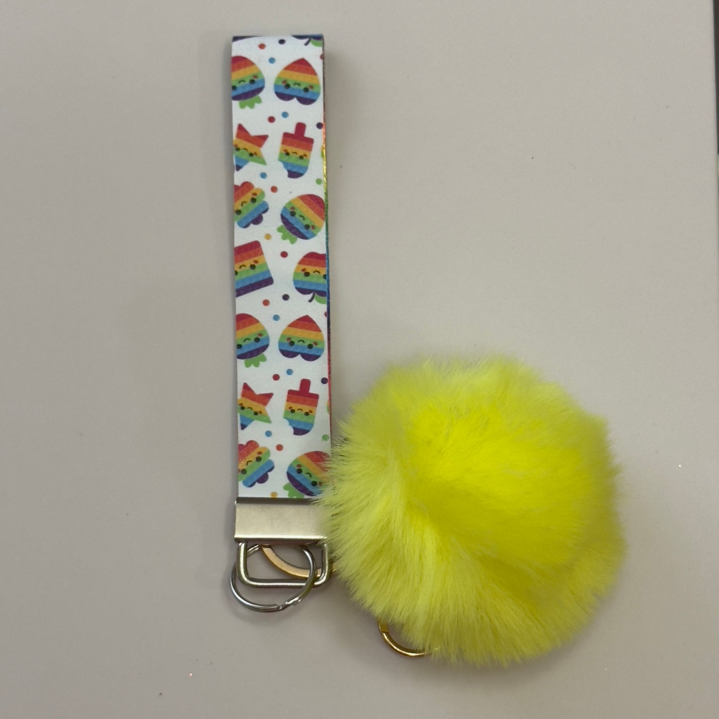 HM Wristlet • Pop It