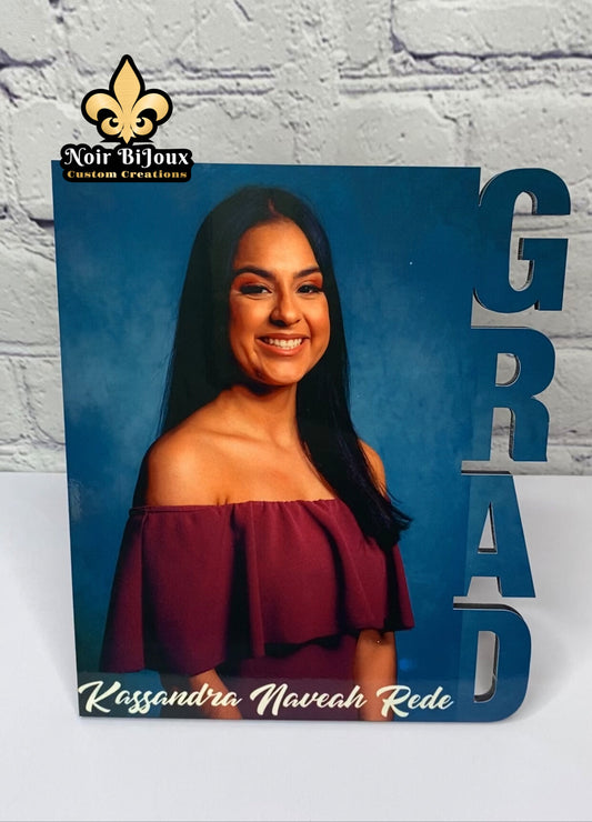 Custom • Grad Frame