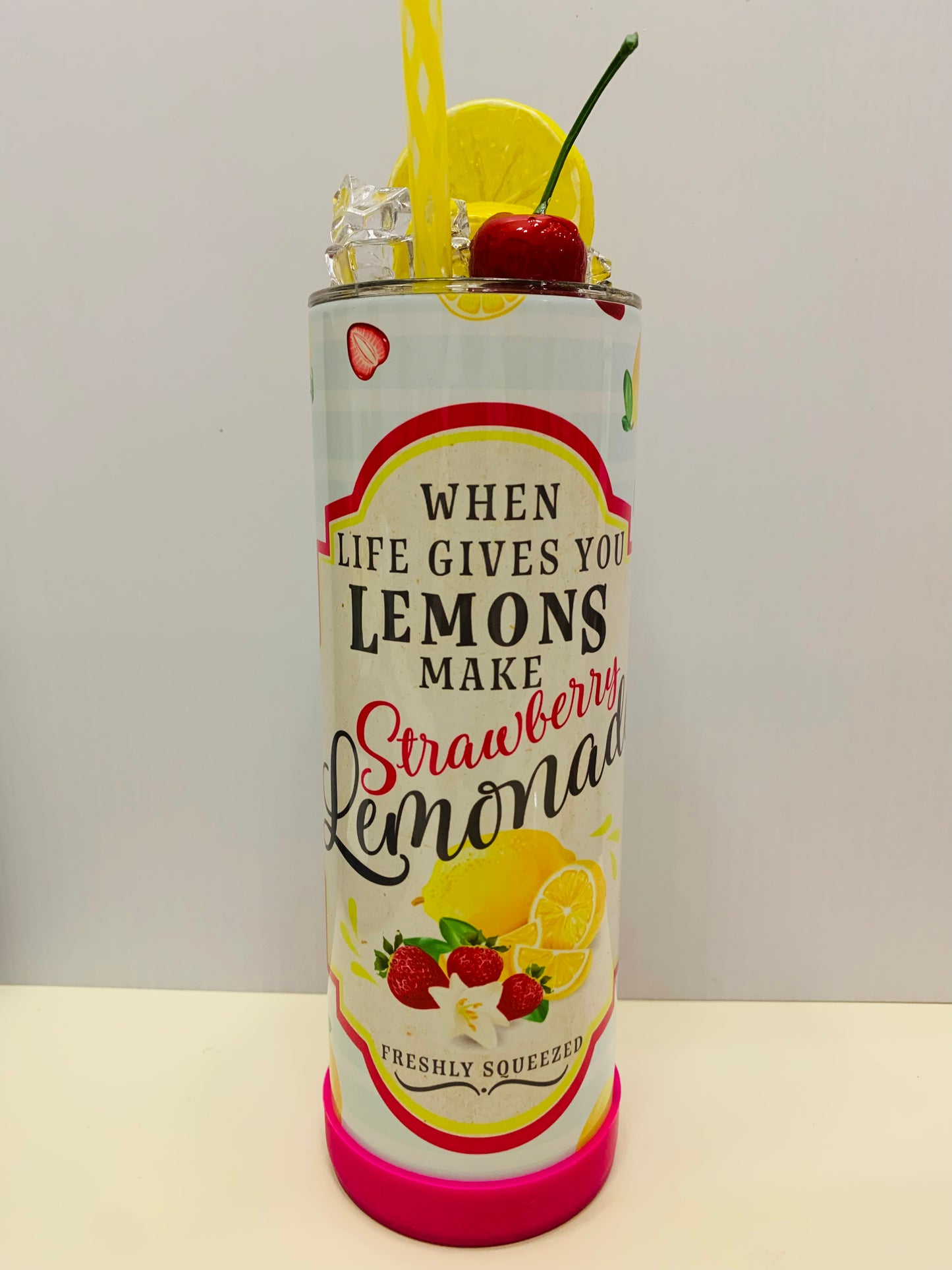 {20oz} Strawberry Lemonade • Ice Topper