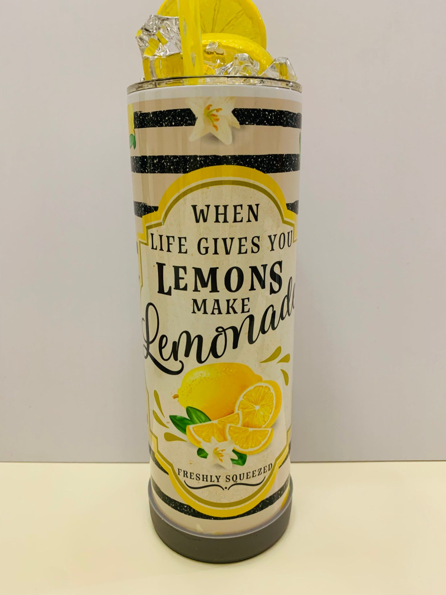 {20oz} Lemonade • Ice Topper