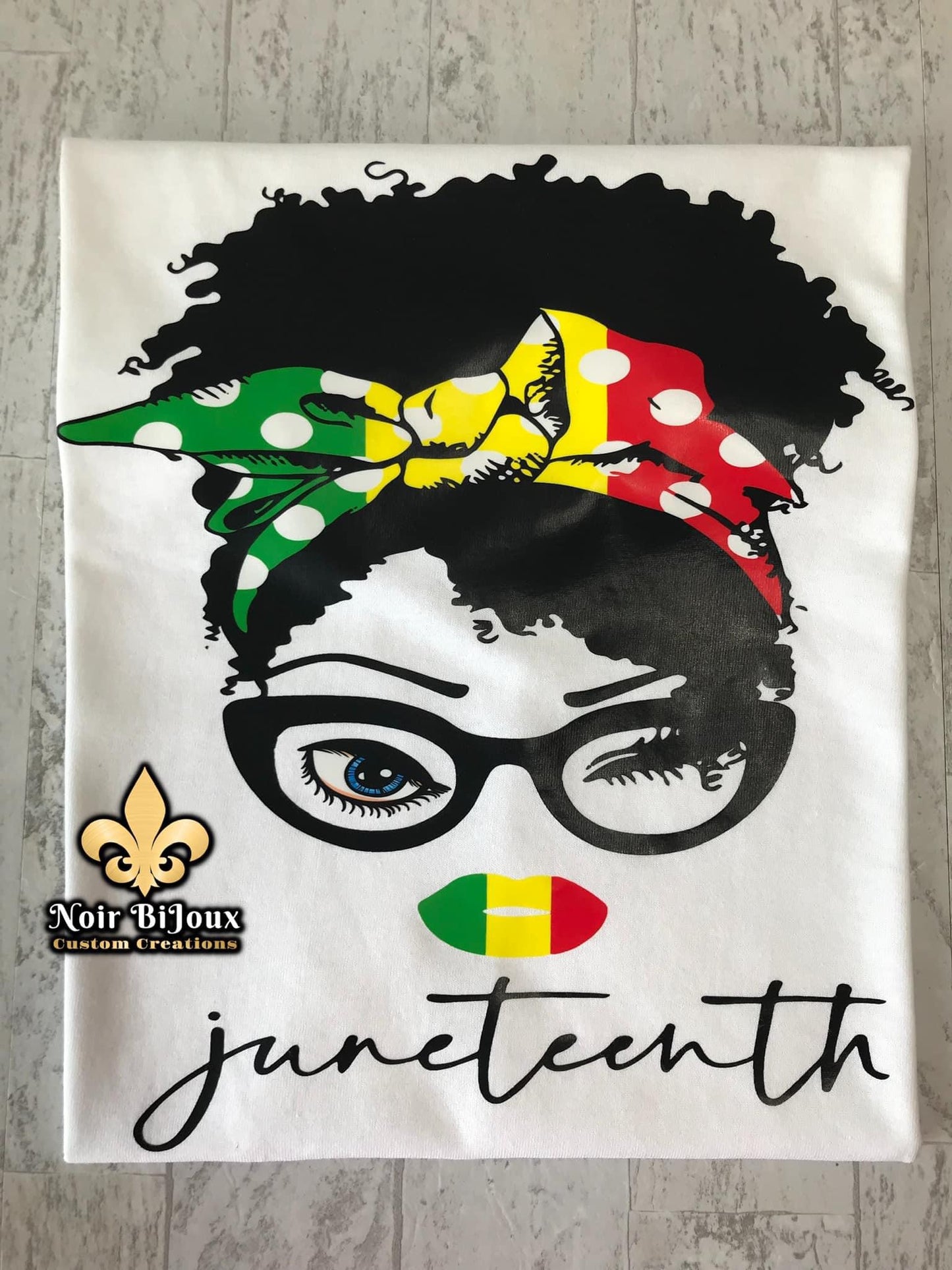 {Juneteenth} Messy Bun